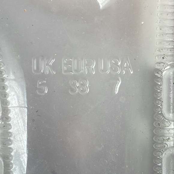 Shoe Dazzle Clear Slides - Picture 2 of 2